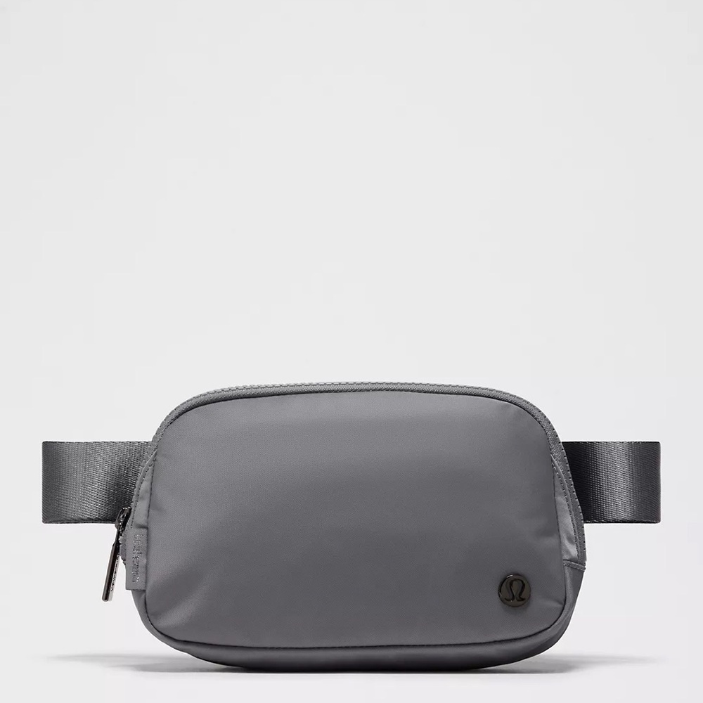Everywhere Belt Bag with Long Strap 1L